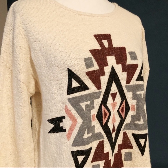 Forever 21 soft cream knit top - Picture 3 of 11